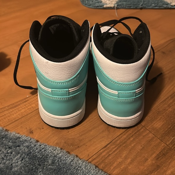 Jordan Retro 1 8.5 - Picture 4 of 4